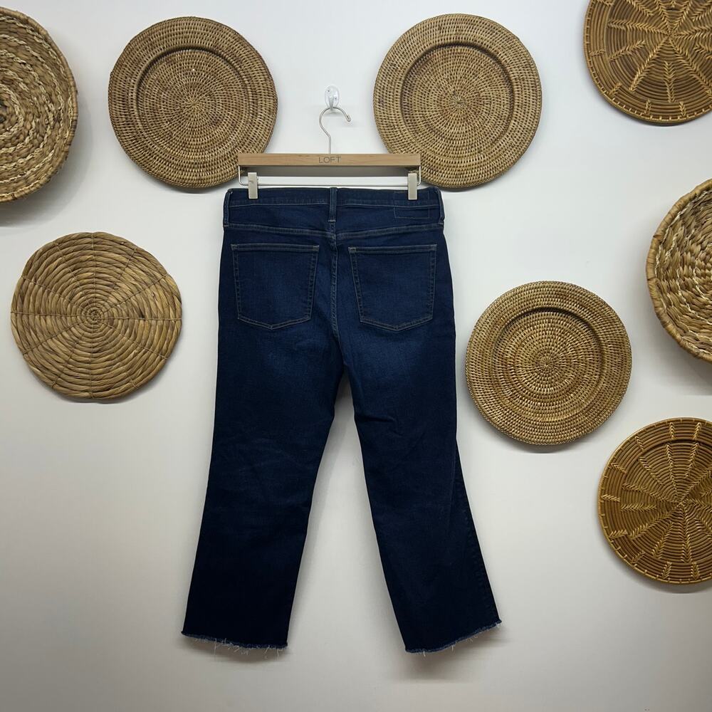 $148 J. Crew Mid Rise Kick Out Jean 31 Blue Dark Denim Raw Edge Cropped Ankle - Picture 3 of 7